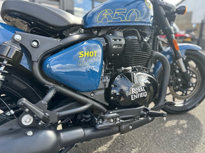 Royal Enfield 2024 Royal Enfield Shotgun 650 Just 1020 Miles