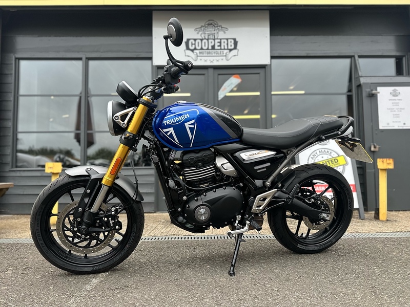 Triumph E5 0.4 Roadster/Retro Manual Petrol
