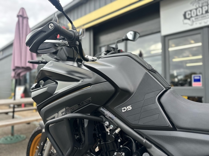 Voge 2025 Voge DS525X Just 3705 Miles Full Luggage!
