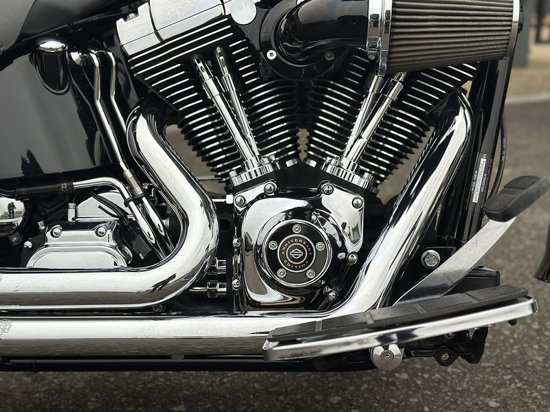 Harley-Davidson 2005 HARLEY DAVIDSON 1550 FATBOY ANNIVERSARY 14196 MILES