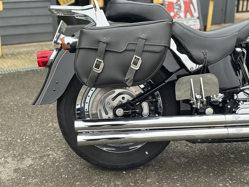 Harley-Davidson 2005 HARLEY DAVIDSON 1550 FATBOY ANNIVERSARY 14196 MILES