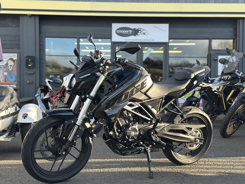Voge 2025 Voge R125 Black Just 233 Miles From New