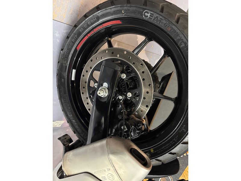 Royal Enfield 450 Adventure Petrol Manual Euro 5 (40 ps)