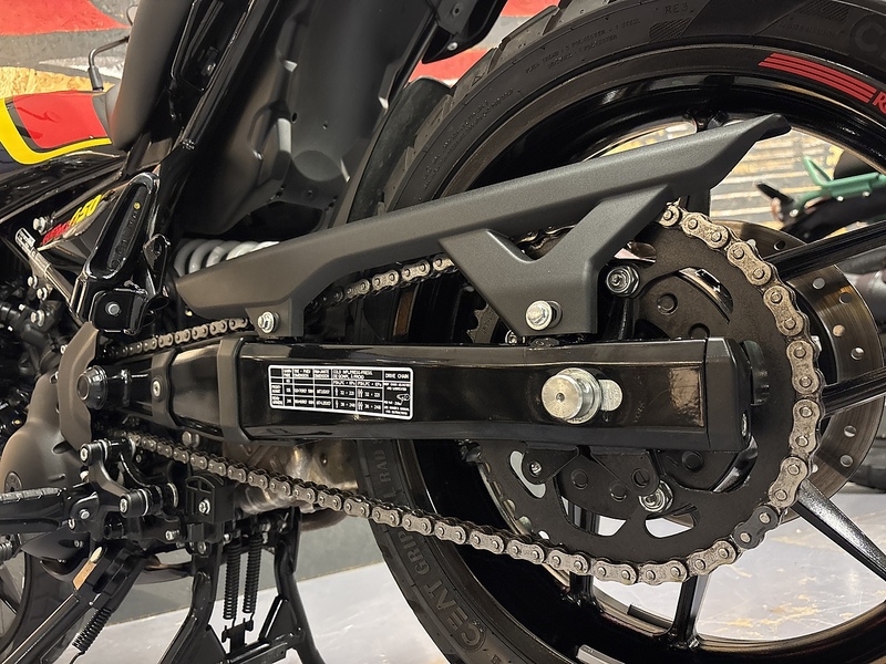 Royal Enfield 450 Adventure Petrol Manual Euro 5 (40 ps)