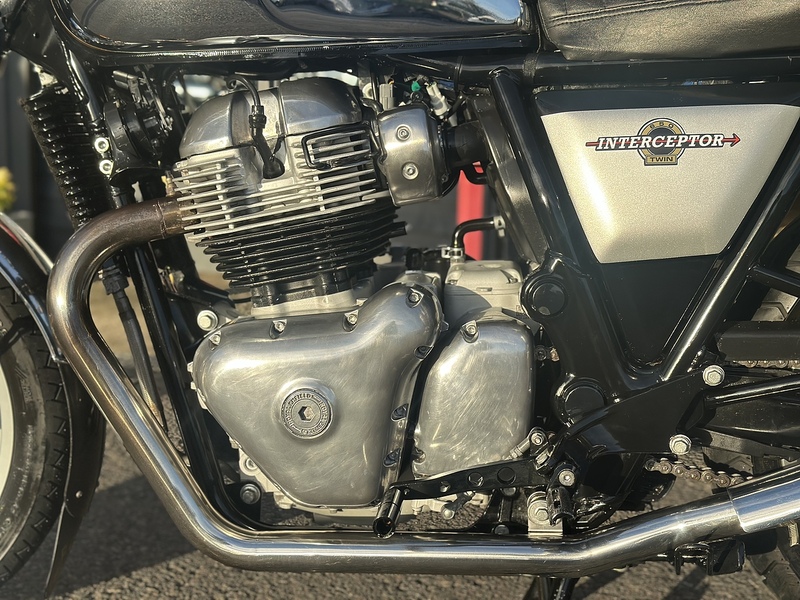 Royal Enfield 2020 INTERCEPTOR 10303 MILES FSH FULL LUGGAGE & MORE