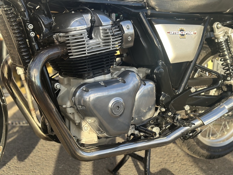 Royal Enfield 2020 INTERCEPTOR 10303 MILES FSH FULL LUGGAGE & MORE