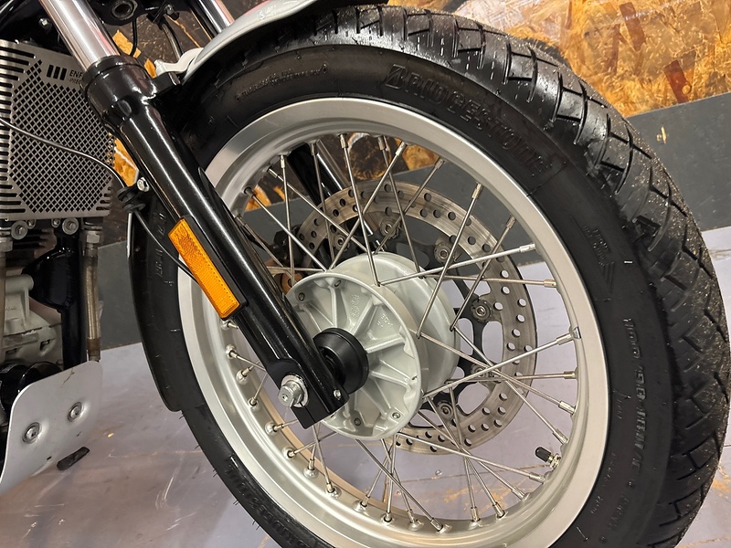 Royal Enfield E4 0.650 Roadster/Retro Manual Petrol