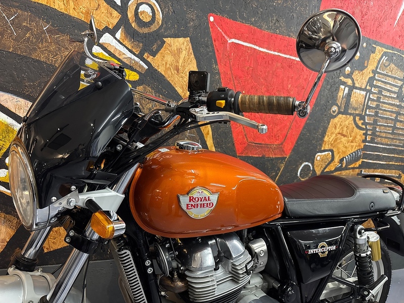 Royal Enfield E4 0.650 Roadster/Retro Manual Petrol