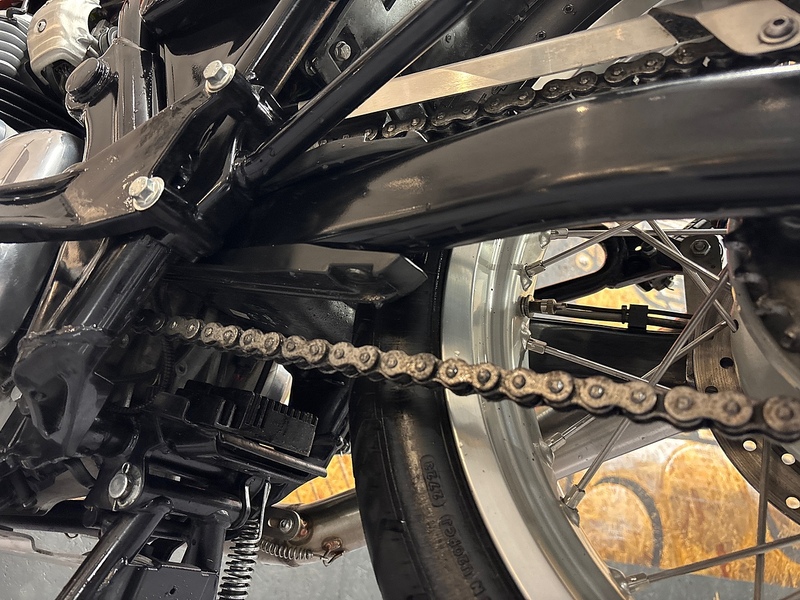 Royal Enfield E4 0.650 Roadster/Retro Manual Petrol