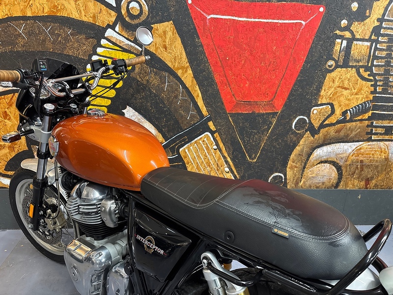 Royal Enfield E4 0.650 Roadster/Retro Manual Petrol