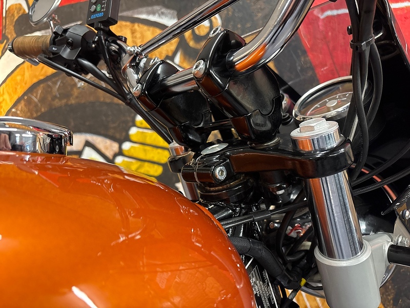 Royal Enfield E4 0.650 Roadster/Retro Manual Petrol