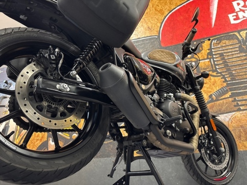 Royal Enfield 350 350 Roadster/Retro Manual Petrol