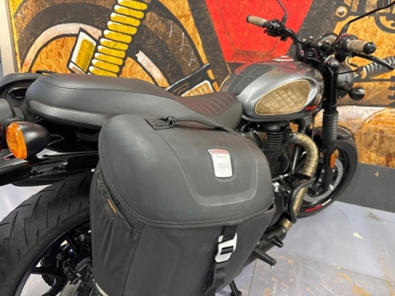 Royal Enfield 350 350 Roadster/Retro Manual Petrol