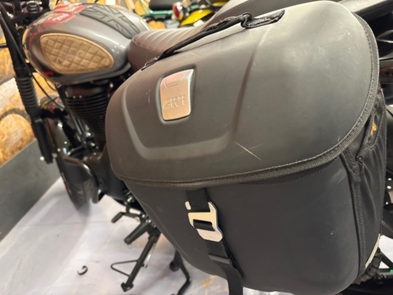 Royal Enfield 350 350 Roadster/Retro Manual Petrol