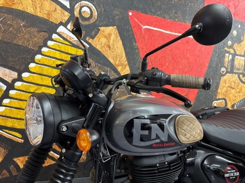 Royal Enfield 350 350 Roadster/Retro Manual Petrol