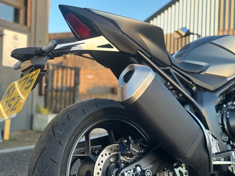 Honda 1000 Naked Petrol Manual Euro 5 (151 ps)