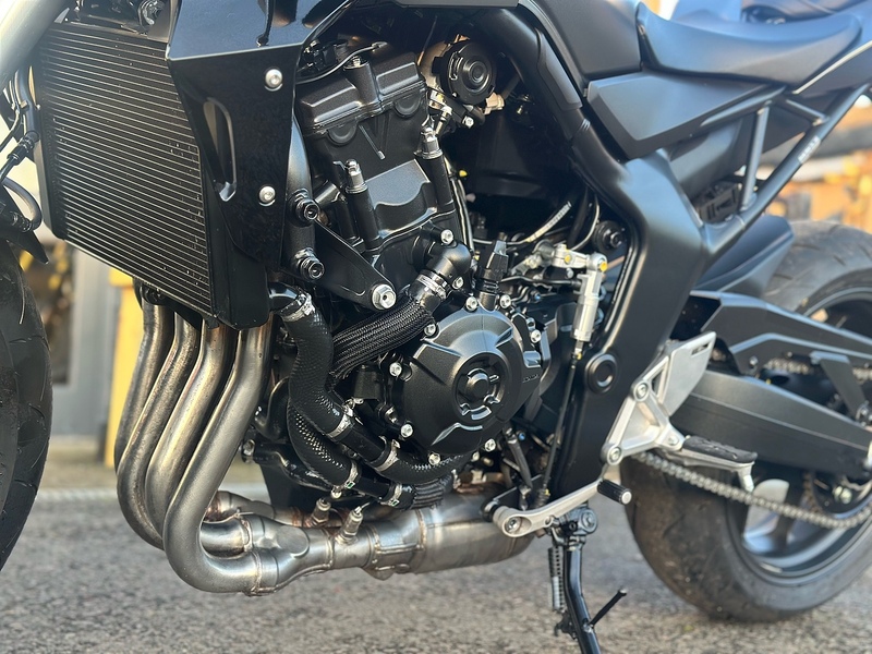 Honda 1000 Naked Petrol Manual Euro 5 (151 ps)