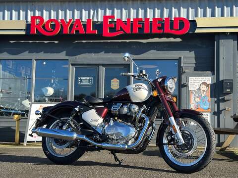 2025 Royal Enfield Classic 650 Just 1572 Miles Extras!!