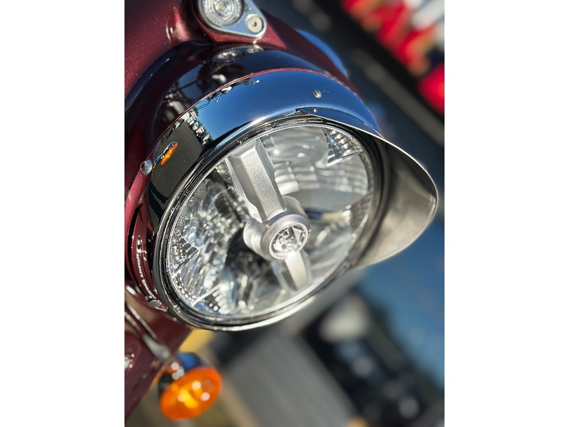 Royal Enfield 2025 Royal Enfield Classic 650 Just 1572 Miles Extras!!