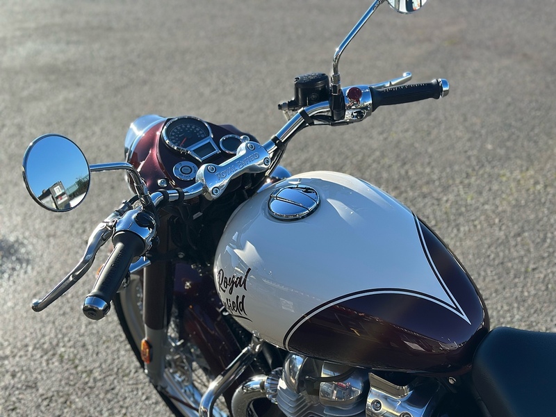 Royal Enfield 2025 Royal Enfield Classic 650 Just 1572 Miles Extras!!