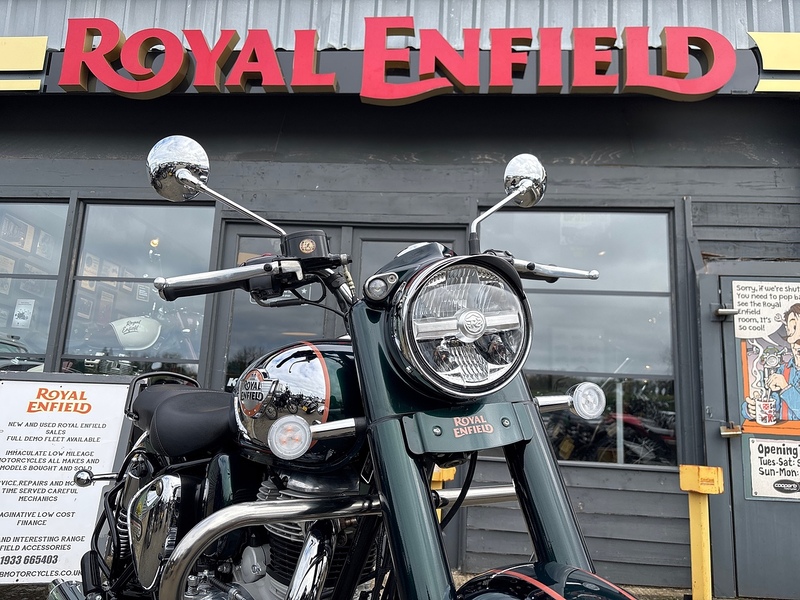 Royal Enfield Chrome Retro 0.35 Manual Petrol