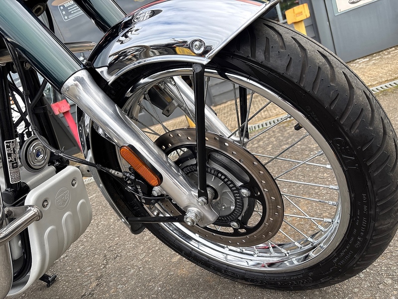 Royal Enfield Chrome Retro 0.35 Manual Petrol