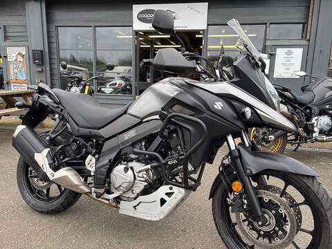 650 Adventure Petrol Manual Euro 5 (71 ps)