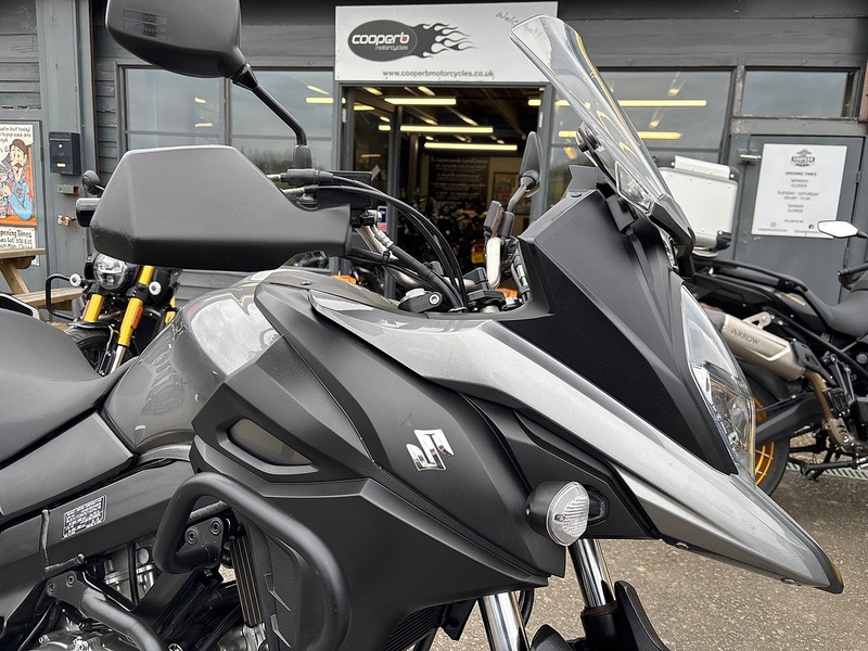 Suzuki 650 Adventure Petrol Manual Euro 5 (71 ps)
