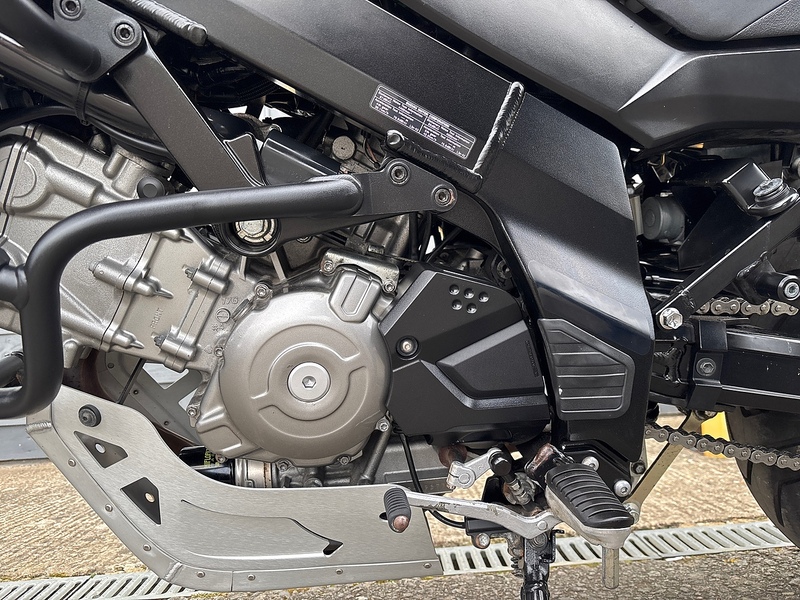 Suzuki 650 Adventure Petrol Manual Euro 5 (71 ps)