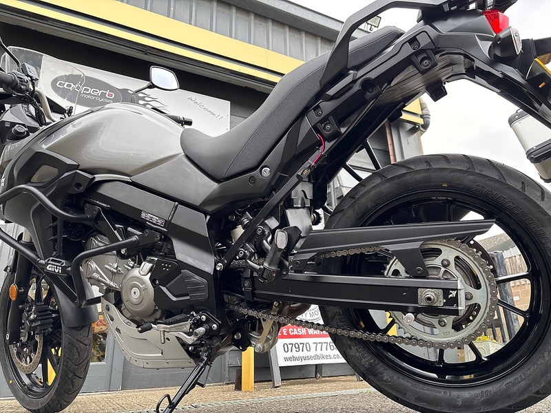 Suzuki 650 Adventure Petrol Manual Euro 5 (71 ps)