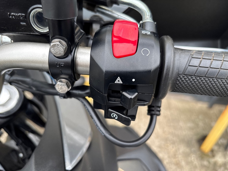 Suzuki 650 Adventure Petrol Manual Euro 5 (71 ps)