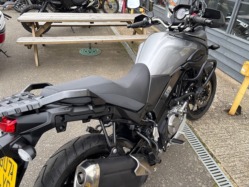 Suzuki 650 Adventure Petrol Manual Euro 5 (71 ps)