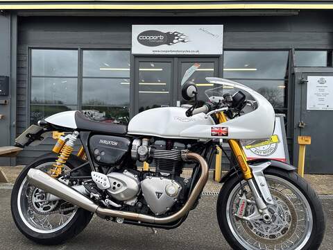 E5 1.2 Roadster/Retro Manual Petrol