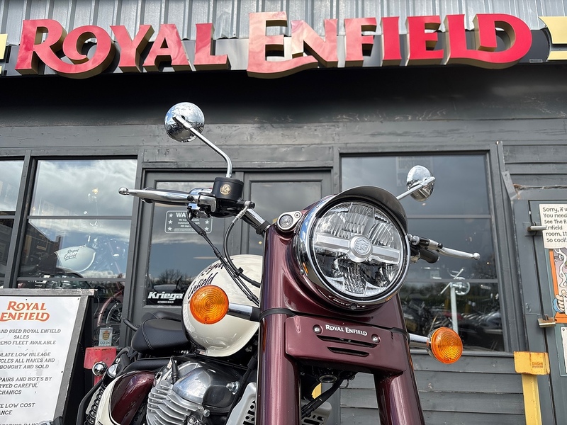 Royal Enfield 650 Roadster/Retro Petrol Constant mesh Euro 5 (47 ps)