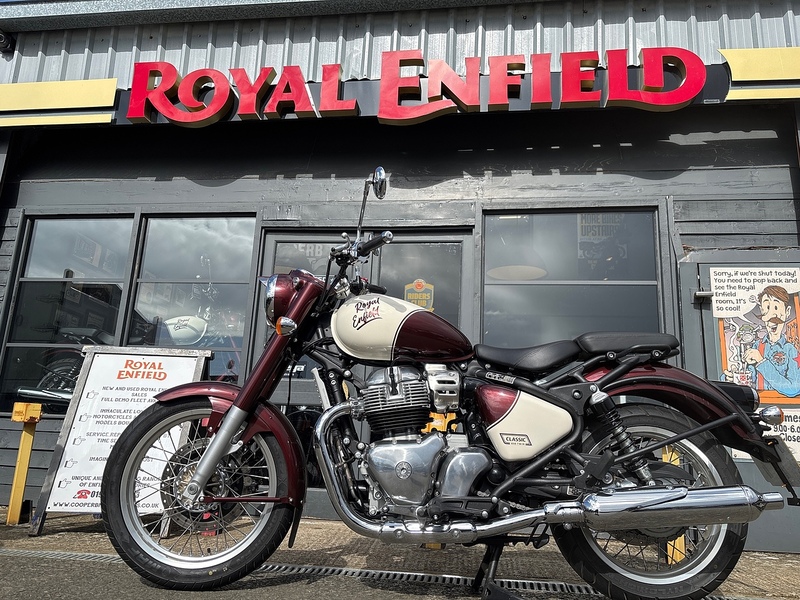 Royal Enfield 650 Roadster/Retro Petrol Constant mesh Euro 5 (47 ps)