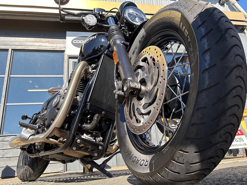 Triumph Triumph Bobber 1200 Custom Cruiser 1.2 Manual Petrol