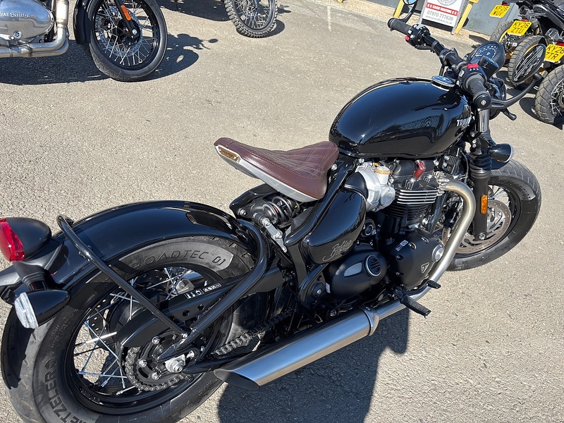 Triumph Triumph Bobber 1200 Custom Cruiser 1.2 Manual Petrol