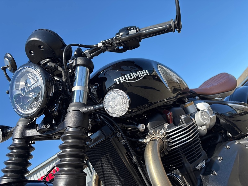 Triumph Triumph Bobber 1200 Custom Cruiser 1.2 Manual Petrol