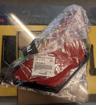 11013-0014 KAWASAKI AIR FILTER
