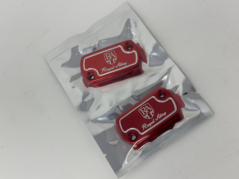 ROYAL ALLOY MASTER CYLINDER COVER RED Image 1