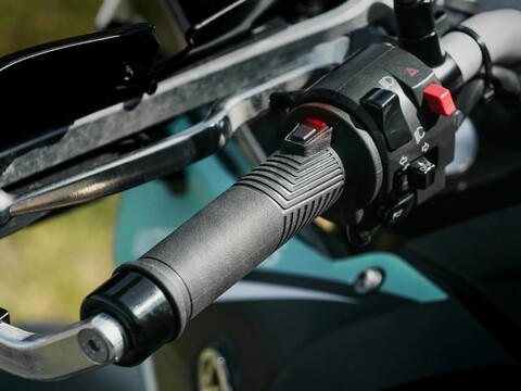 ULTIMATE ADD ONS PREMIUM PLUS HEATED GRIPS 130MM
