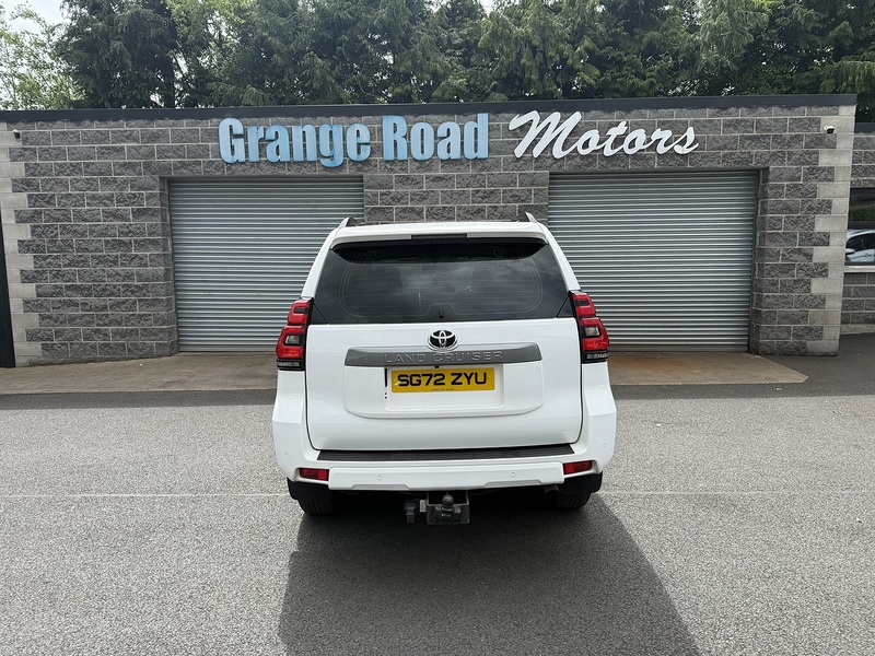 Toyota 2.8D Active SUV 5dr Diesel Auto 4WD Euro 6 (s/s) (7 Seat) (204 ps)