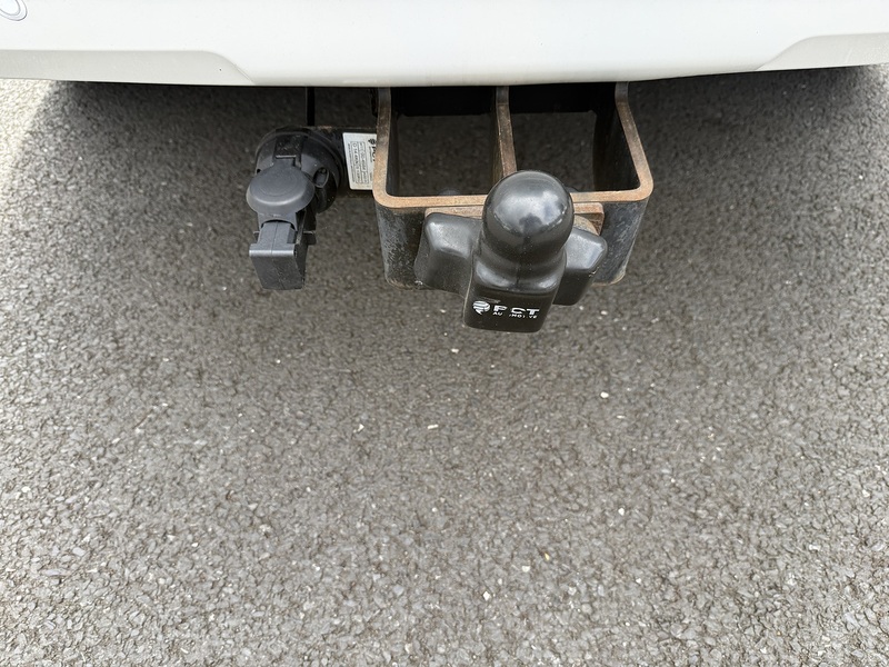 Toyota 2.8D Active SUV 5dr Diesel Auto 4WD Euro 6 (s/s) (7 Seat) (204 ps)