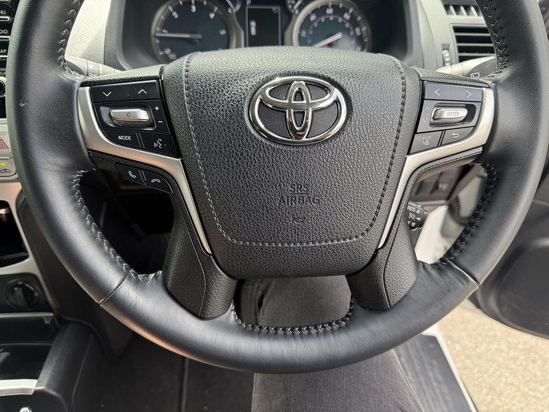 Toyota 2.8D Active SUV 5dr Diesel Auto 4WD Euro 6 (s/s) (7 Seat) (204 ps)