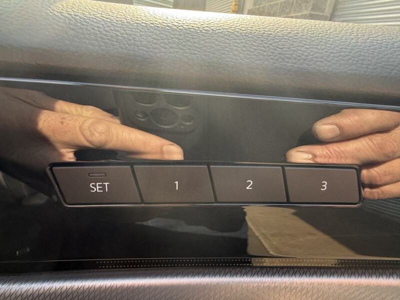 Volkswagen 3.0 TDI V6 Black Edition SUV 5dr Diesel Tiptronic 4Motion Euro 6 (s/s) (286 ps)