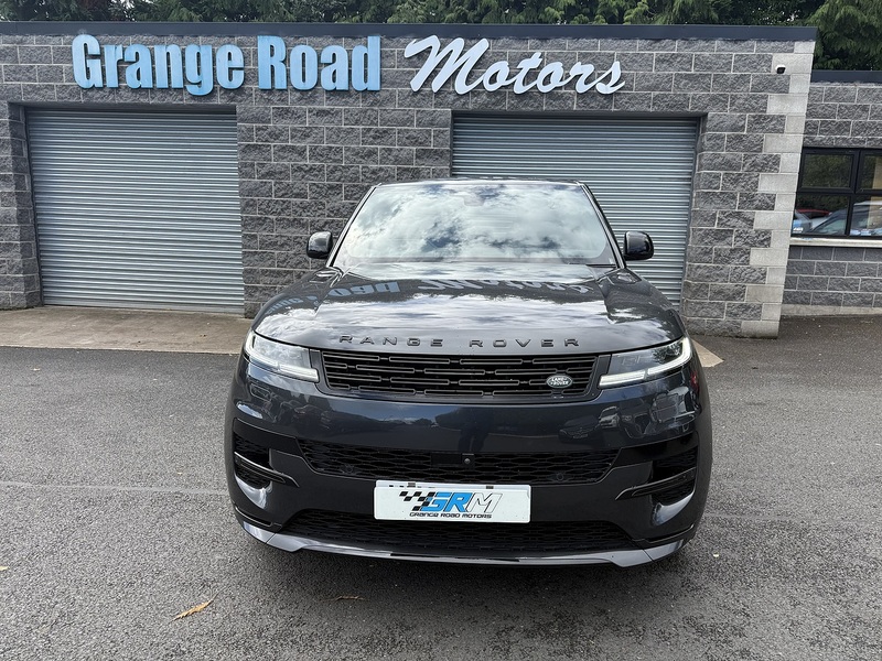 Land Rover 3.0 D300 MHEV Dynamic SE SUV 5dr Diesel Auto 4WD Euro 6 (s/s) (300 ps)