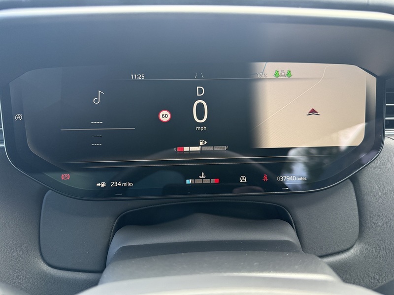 Land Rover 3.0 D300 MHEV Dynamic SE SUV 5dr Diesel Auto 4WD Euro 6 (s/s) (300 ps)