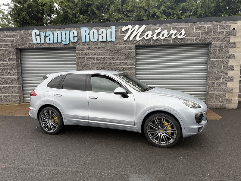 Porsche 3.0 TD V6 SUV 5dr Diesel TiptronicS 4WD Euro 6 (s/s) (262 ps)