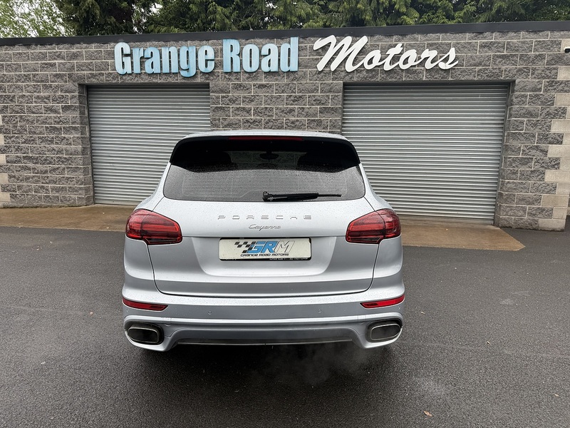 Porsche 3.0 TD V6 SUV 5dr Diesel TiptronicS 4WD Euro 6 (s/s) (262 ps)