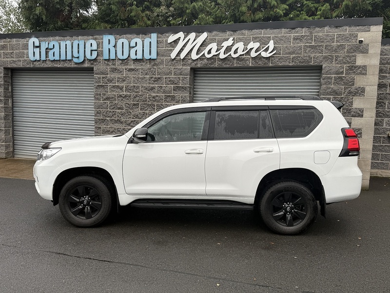 Toyota 2.8D Active SUV 5dr Diesel Auto 4WD Euro 6 (s/s) (7 Seat) (204 ps)